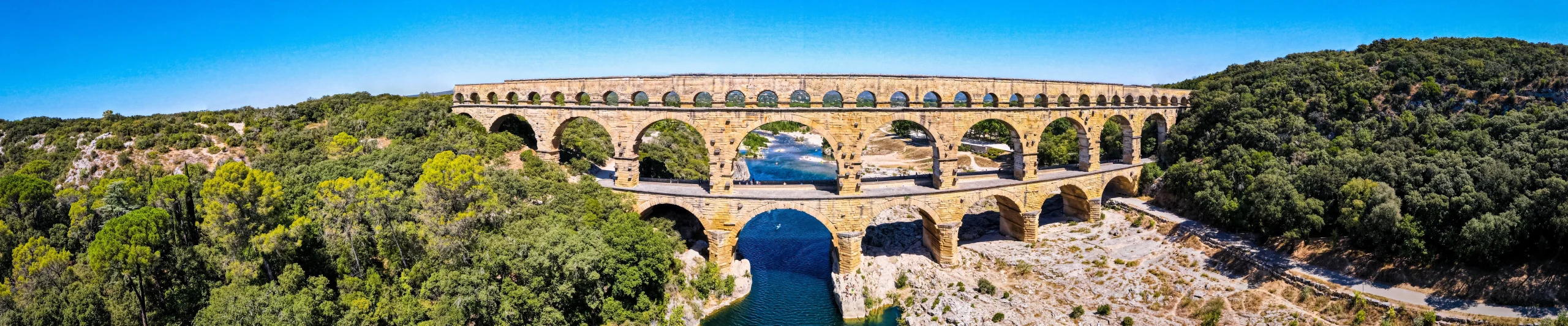 Image for Nimes Airport Guide